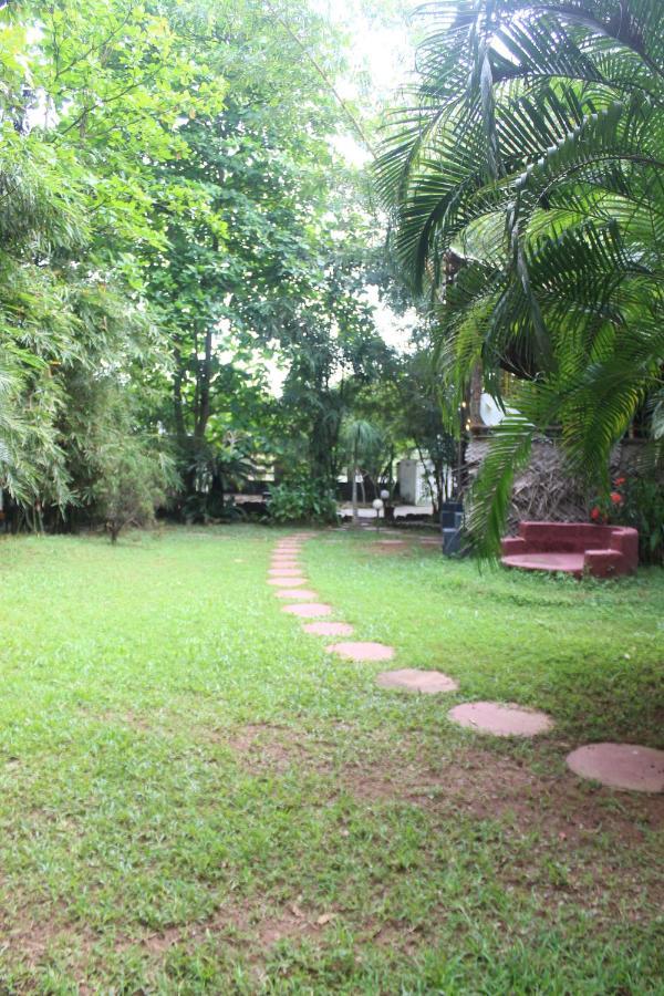 Mint Inside Garden Apartment Varkala Bagian luar foto